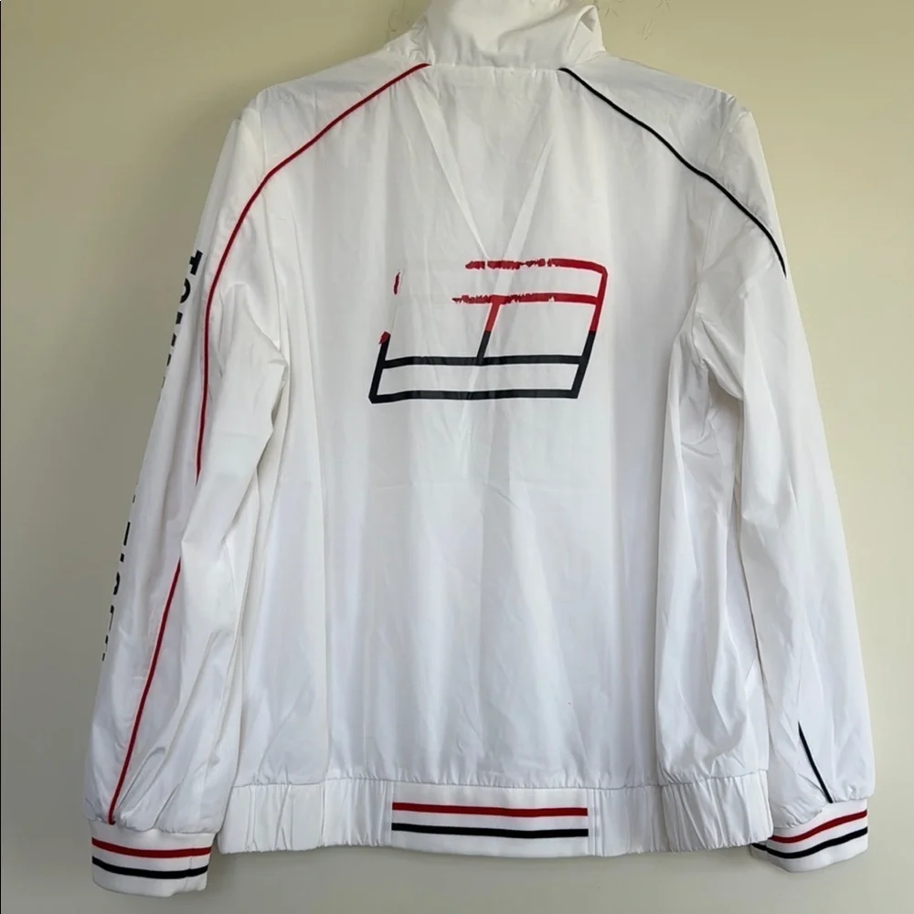 Tommy Hilfiger chic white